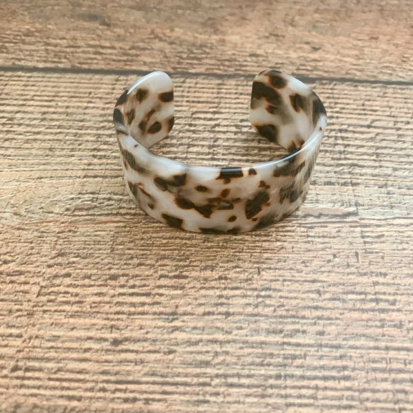 No Brand White Tortoise Plastic Cuff Online Sale