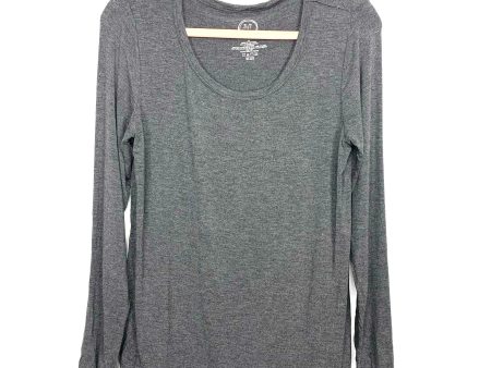 24 7 Maurices Grey Heathered Top- Size M Online now