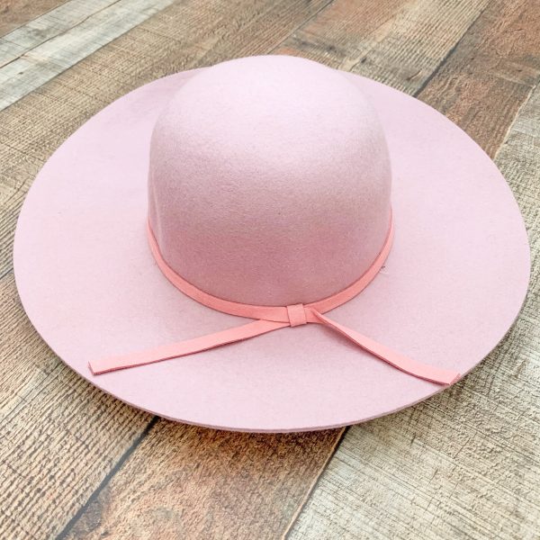 Charming Charlie Pink Wool Hat With Pink Belt NWT Hot on Sale