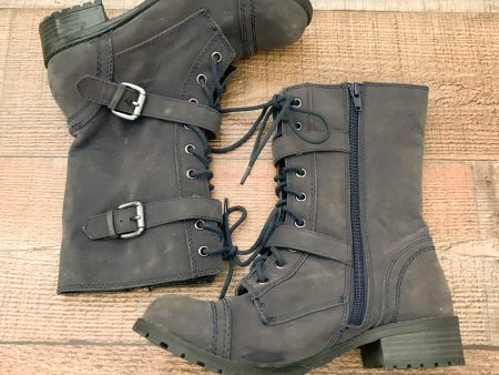 Soda Navy Blue Combat Boots- Size 7 For Sale