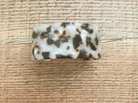 No Brand White Tortoise Plastic Cuff Online Sale