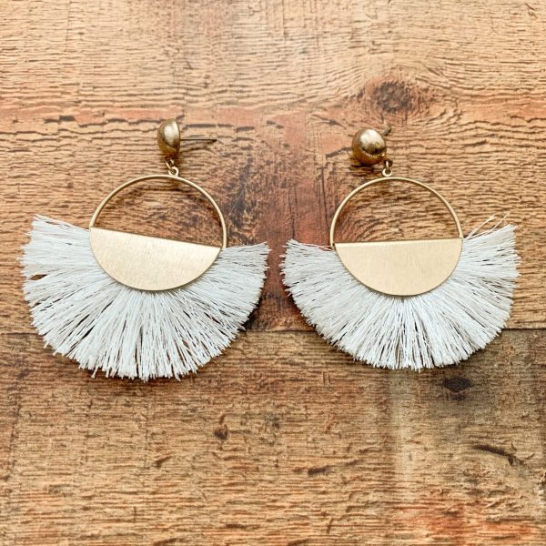 No Brand Gold and White Fan Earrings Supply