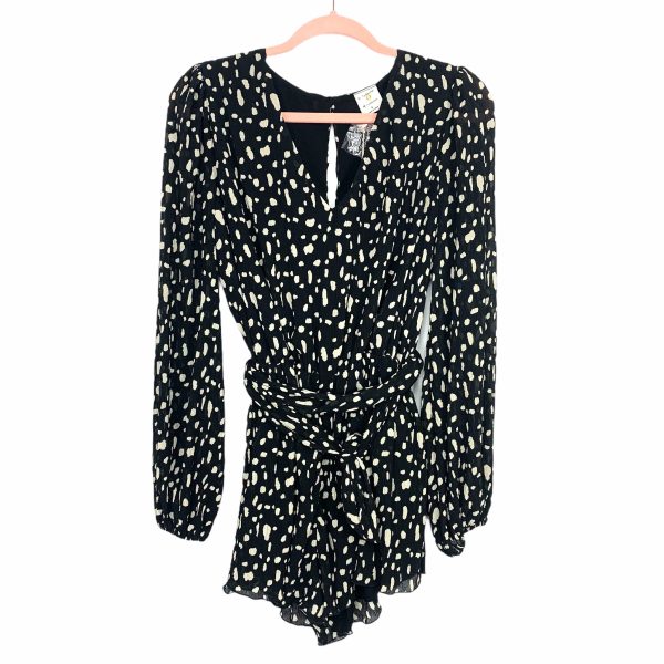 By Together Black and Cream Print Belted Romper NWT- Size S Online