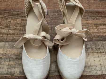 No Brand Neutral Canvas Lace Up Ankle Wedge- Size 38 (Like New) For Sale