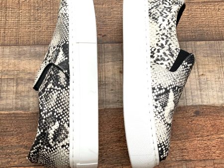 Qupid Animal Print Slip On Platform Sneaker- Size 8.5 Cheap