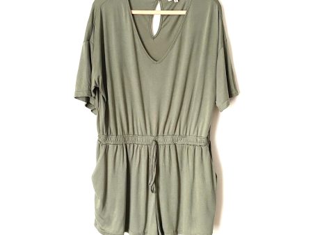 Umgee Green Elastic Waist Romper- Size 1XL Hot on Sale