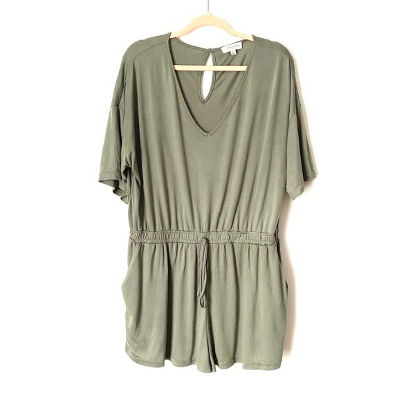 Umgee Green Elastic Waist Romper- Size 1XL Hot on Sale